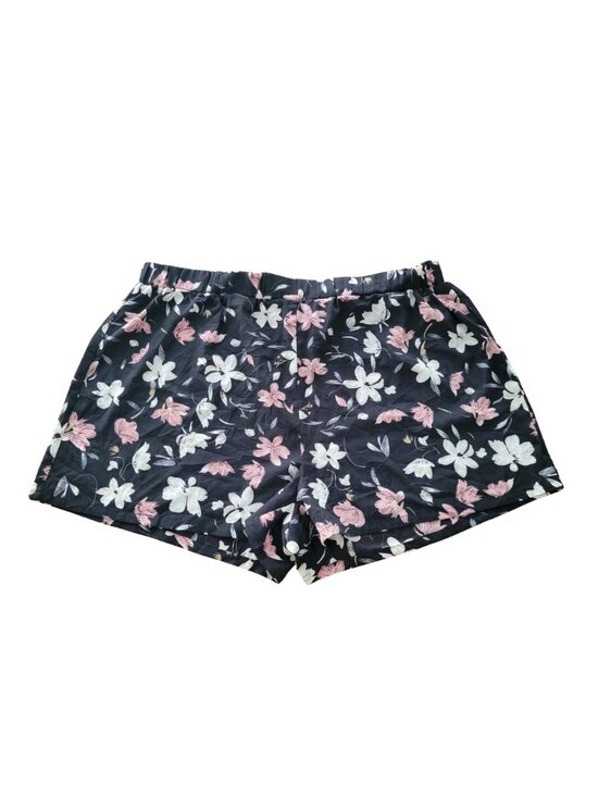 SHEIN Pants - Shein Curve Black Floral Print 3" Shorts